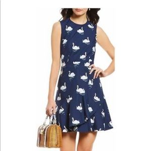 Draper James Swan Dress New With Tags Size 4
